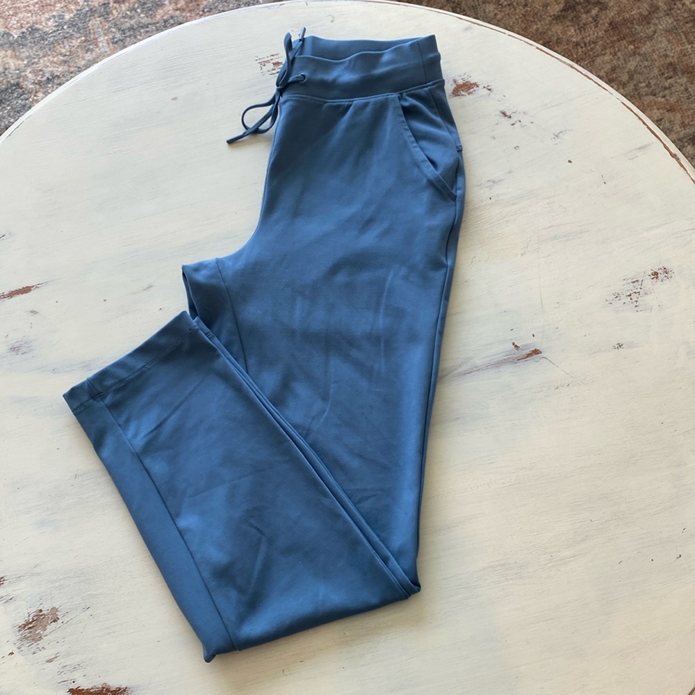 Yogalicious Lux Avenue Straight Leg Pant Size XS Blue